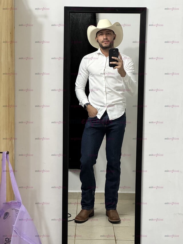 FOTOS DE VATO RANCHERO.. VERGON CACHONDO Y MORBOSO ALV