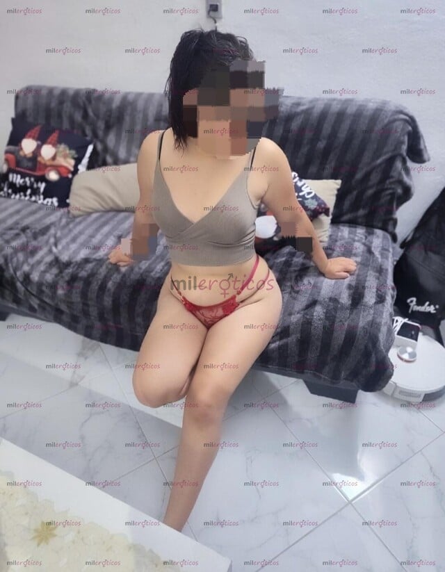 FOTOS DE ORAL NARURAL, BESOS INCLUIDOS CON UNA SEXY Y JOVIAL MASAJISTA DE 22 AÑOS