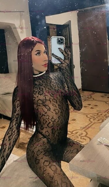 FOTOS DE SOY SALOME UNA CHICA TRANS FEMENINA TRAGONA CON SITIO.
