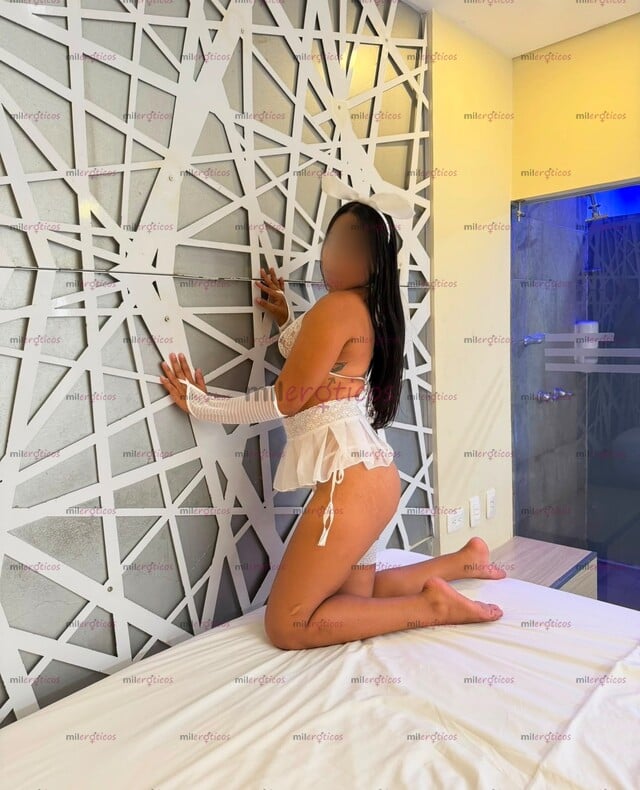 FOTOS DE ANDREA COSTEÑA ARDIENTE,FOGOSA TRIOS PARA PAREJAS,SERVICIO VIP DESCOMPLICADA