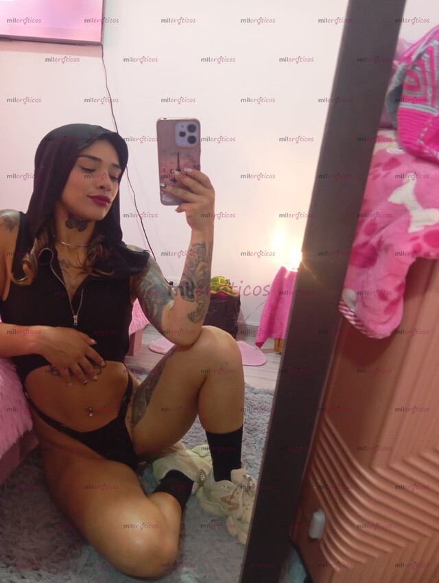FOTOS DE SOY UNA LINDA CHICA, DE BOGOTA. DELGADA Y MUY SEXY