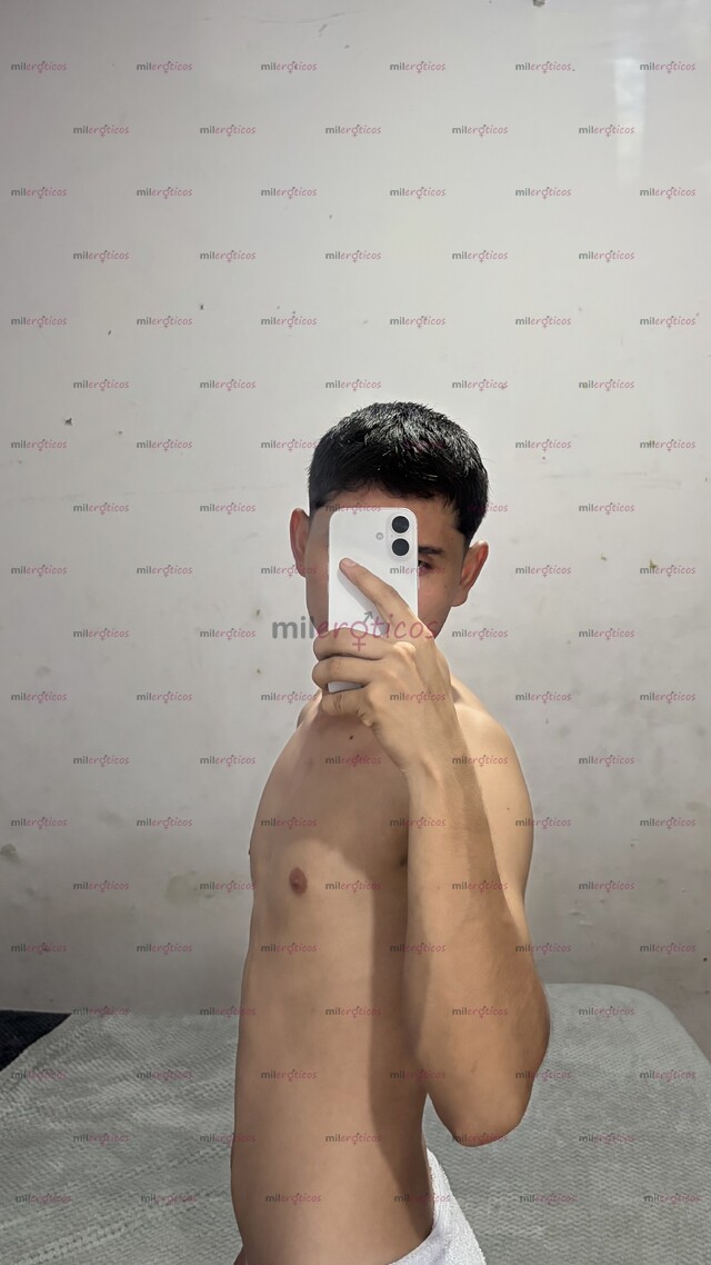 FOTOS DE CHICO DISCRETO, RESPONSABLE, RESPETUOSO, AMABLE, CARIÑOSO