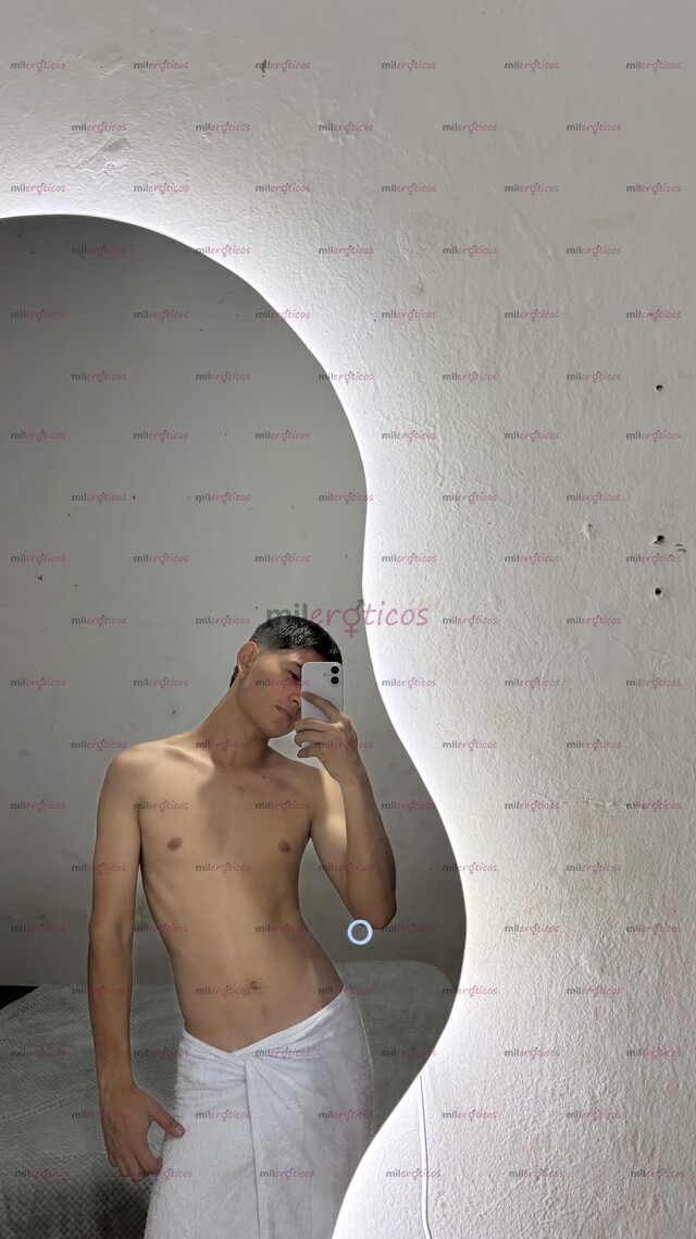 FOTOS DE CHICO DISCRETO, RESPONSABLE, RESPETUOSO, AMABLE, CARIÑOSO