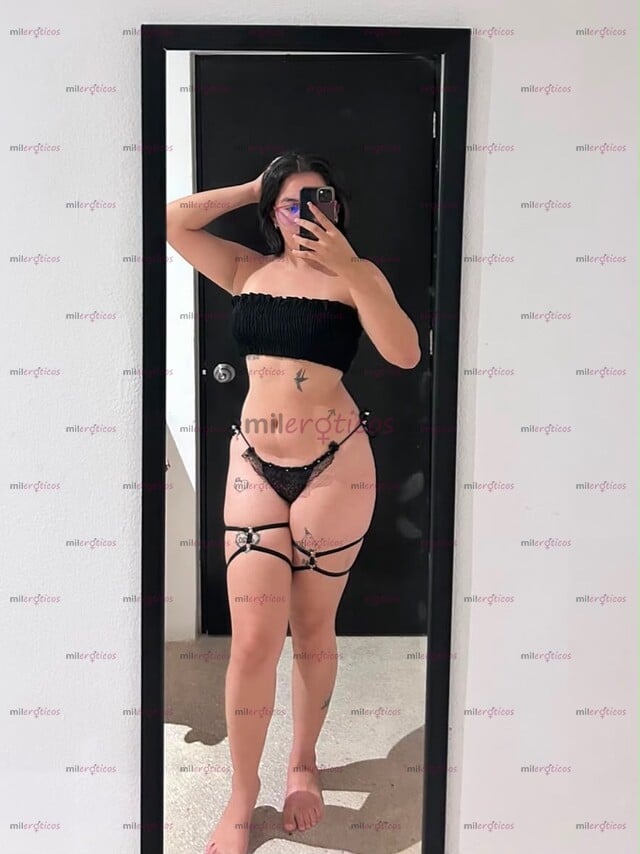FOTOS DE JOVENCITA NUEVA EN EL AMBIENTE , JOVEN Y MUY SENSUAL