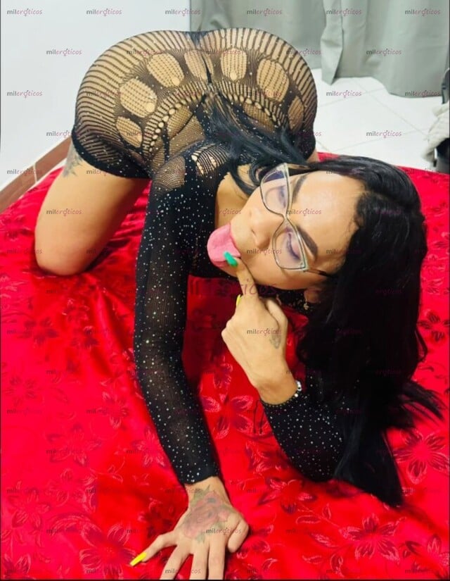 FOTOS DE LLEGADITA COMO ME PEDISTE MORENA GRANDE FETICHISTA FANTASÍA LECHERA DESCOMPLICAD