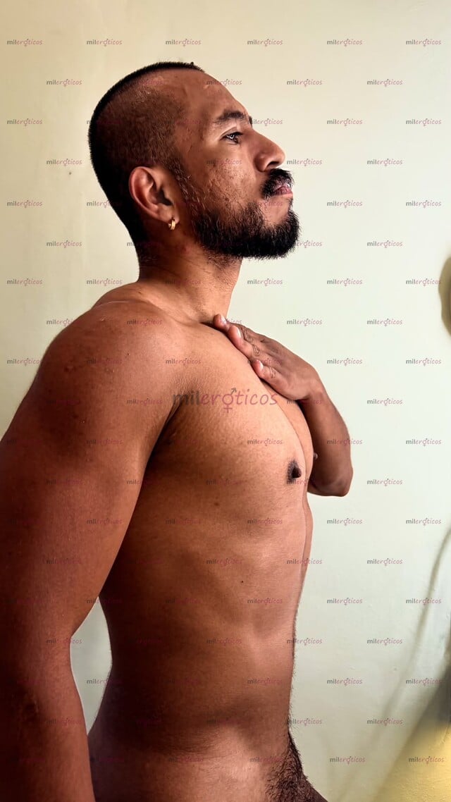 FOTOS DE TIENES HAMBRE DE HOMBRE? VENTE ENTONCES CONMIGO A CONSENTIRTE