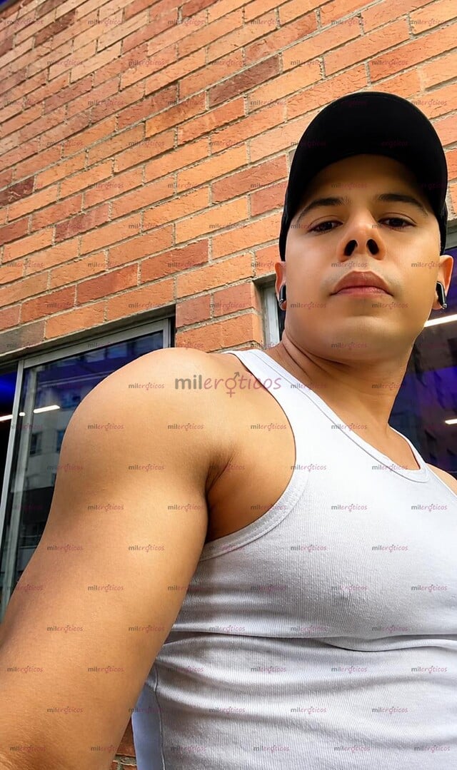 FOTOS DE VENEZOLADO DOTADO EN MEDELLÍN 23CM EXCELENTE TRATO
