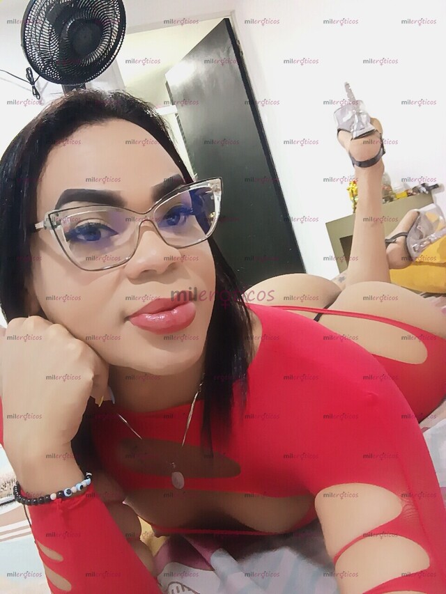 FOTOS DE 100% REAL DE VITRINA LO MEJOR QUE PUEDAS MIRAR EN PANTALLA TU PUTA PERFECTA