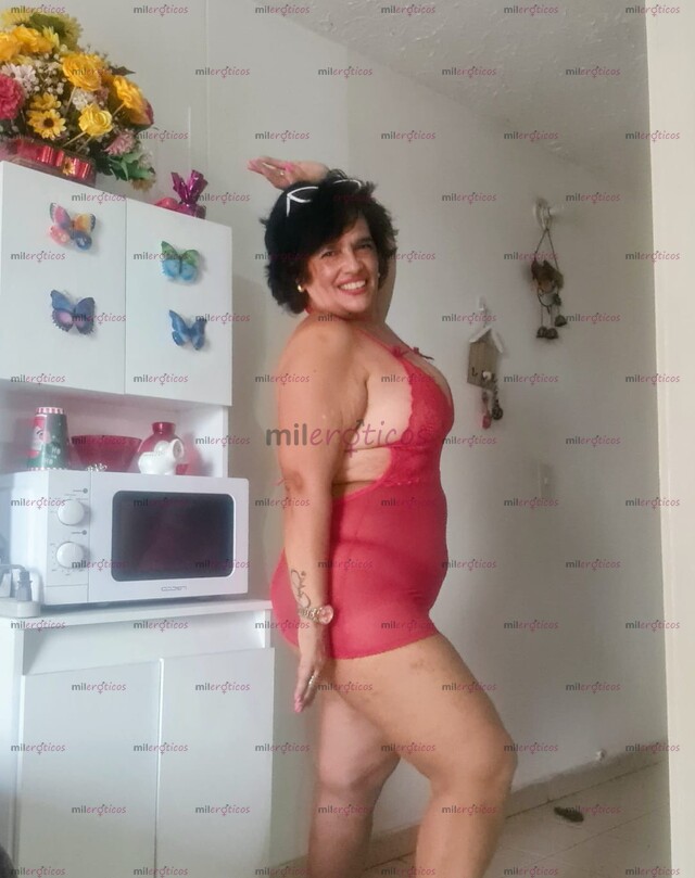FOTOS DE FANTASIOSA Y MORBOSA DE PASO POR TU CIUDAD