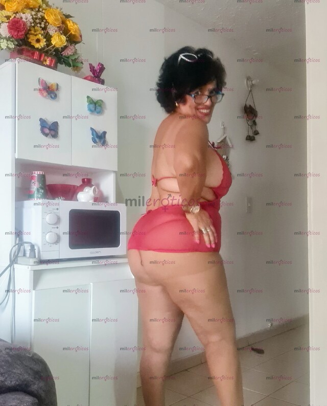 FOTOS DE FANTASIOSA Y MORBOSA DE PASO POR TU CIUDAD