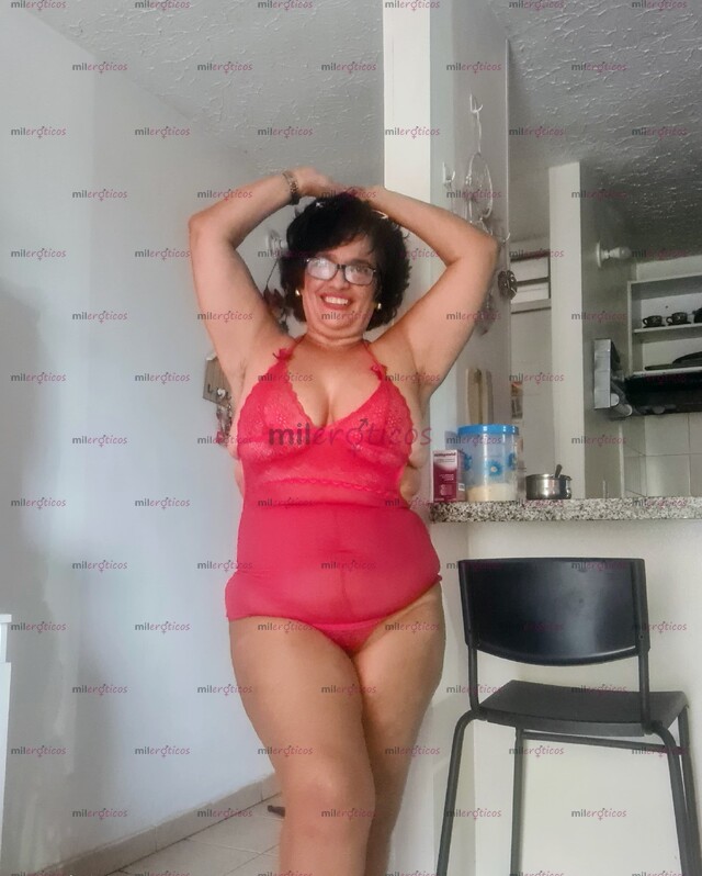 FOTOS DE FANTASIOSA Y MORBOSA DE PASO POR TU CIUDAD