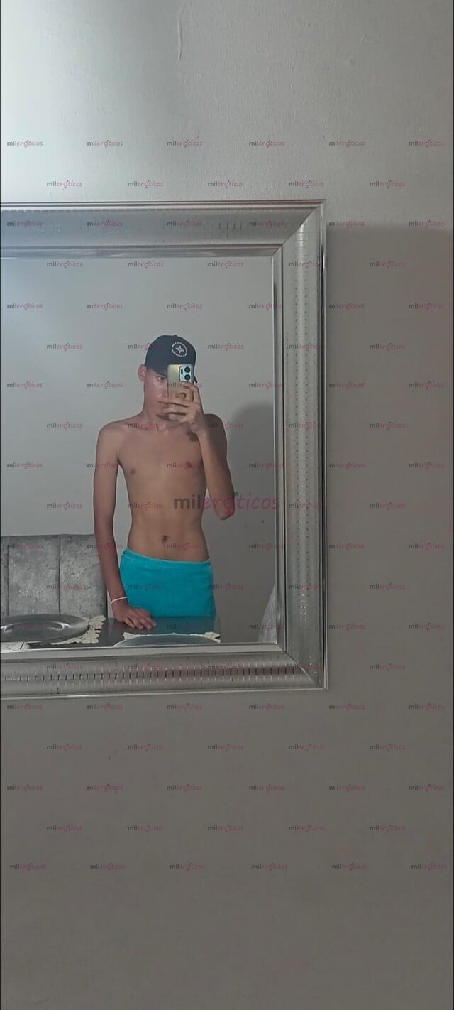 FOTOS DE JOVEN BLANQUITO Y VERGON. 19 CM DE VERGA