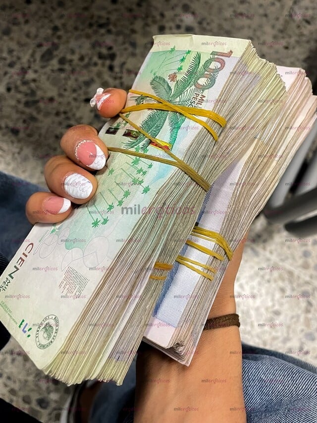 FOTOS DE MIS HERMOSAS BUSCAS TRABAJO ESCRÍBEME,TRABAJA CON DISCIPLINA PARA GRANDES LOGROS