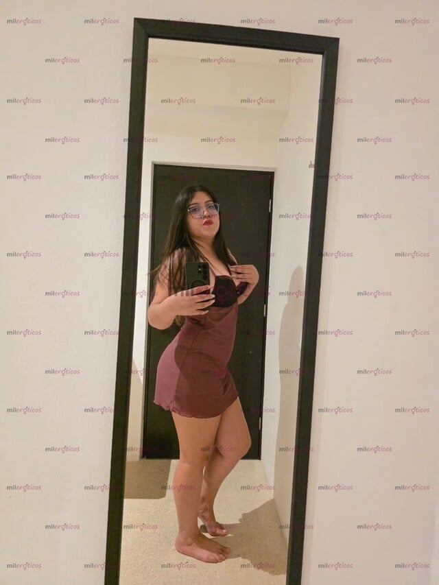 FOTOS DE SOY UNA CHICA MUY ARDIENTE JUGOSITA Y APRETADITA PARA TI