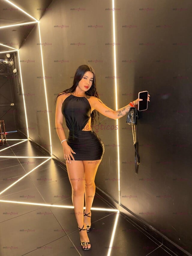 FOTOS DE DANNA SEXY COLOMBIANA A TU SERVICIO LISTA PARA COMPLACERTE
