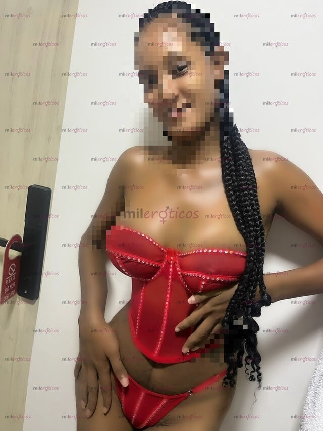 FOTOS DE SOY UNA HERMOSA MORENA DIVINAAAA CON SITIO 24H