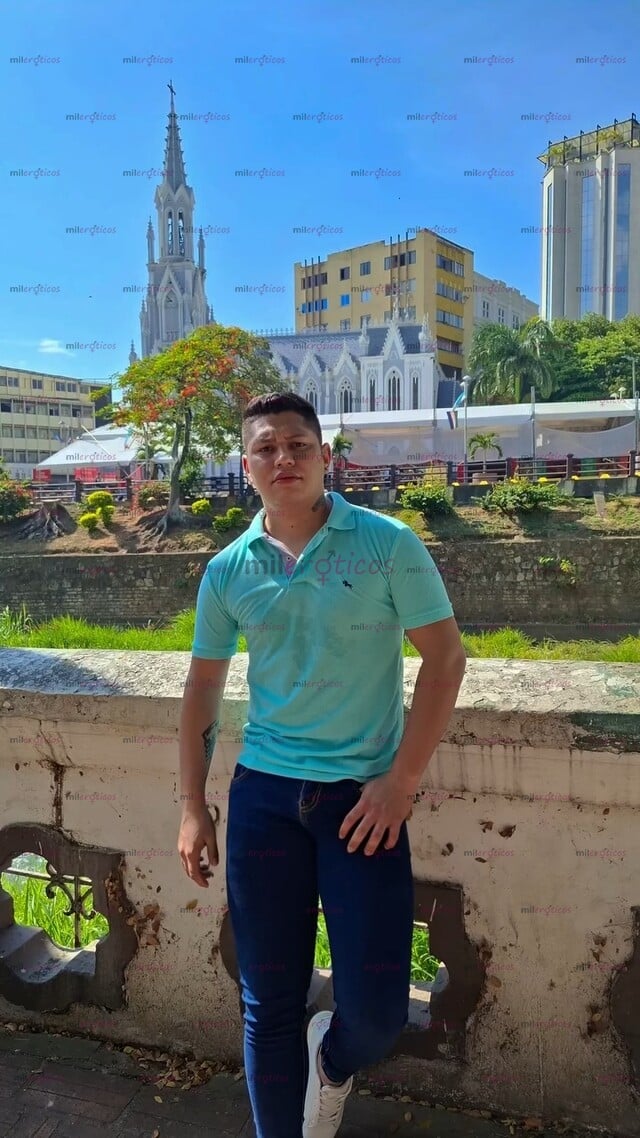 FOTOS DE CHICO 22 AÑOS CULON PULCRO ASEADO MASAJES RELAJANTE