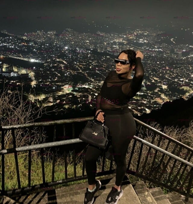 FOTOS DE LLEGADITA COMO ME PEDISTE MORENA GRANDE FETICHISTA FANTASÍA LECHERA DESCOMPLICAD