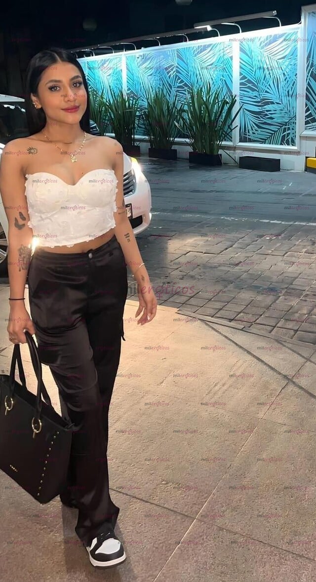 FOTOS DE RECIEN LLEGADA,TENGO 19 AÑOS PETIT SUPER LINDA Y COMPLACIENTE!!