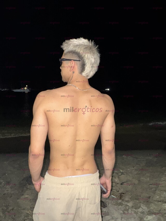 FOTOS DE SEBASTIÁN POLLO ATLÉTICO VERGON MASAJES DELUXE APTO PRIVADO