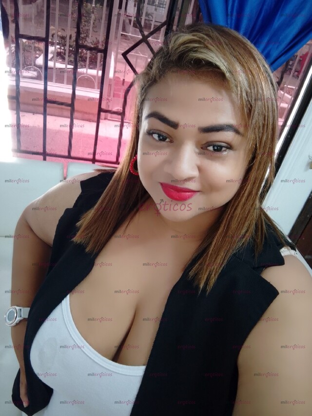 FOTOS DE PROMO CHUPADA DE VERGA BIEN ENSALIVADO AL NATURAL
