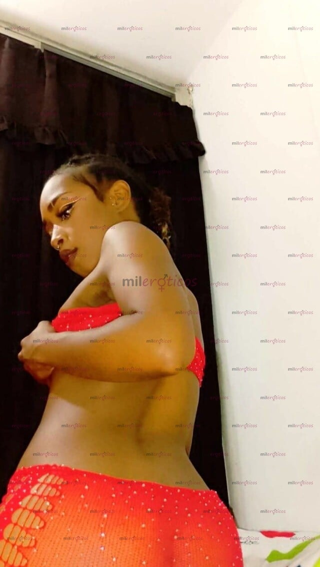 FOTOS DE MORENA JOVEN DE CUERPO DELGADO Y LINDOS ATRIBUTOS