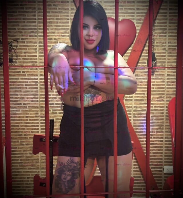 FOTOS DE TODA UNA DIABLA TETONA Y RICAS NALGAS INOLVIDABLES TODA UNA TENTACIÓN SALVAJE