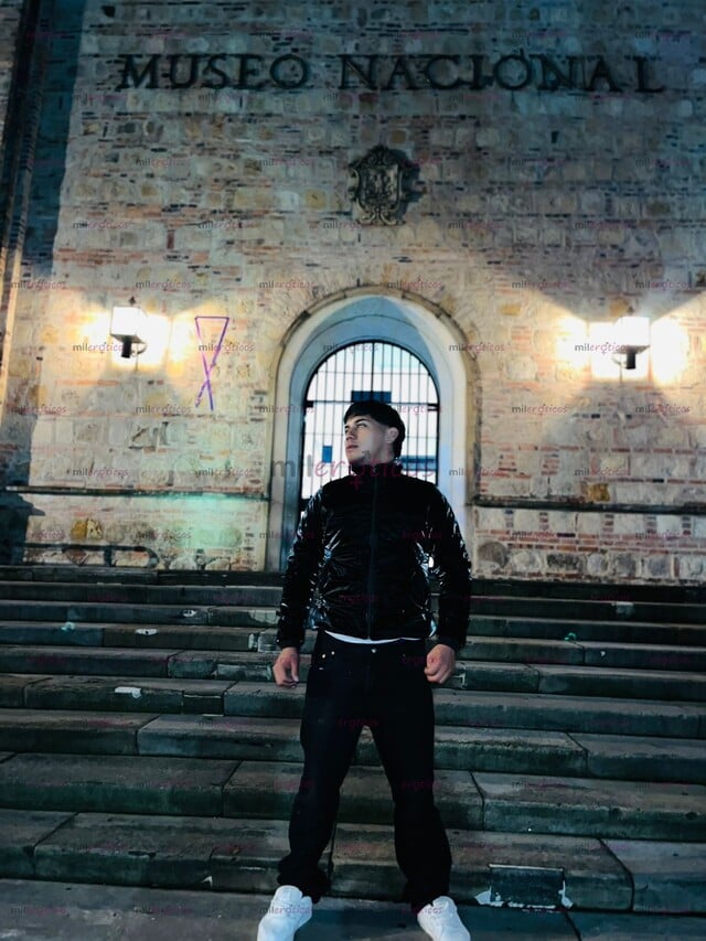 FOTOS DE HOLA ANDO DE PASO POR TU CUIDAD VINE A COMPLACERTE EN TODO LO QUE TÚ QUIERA