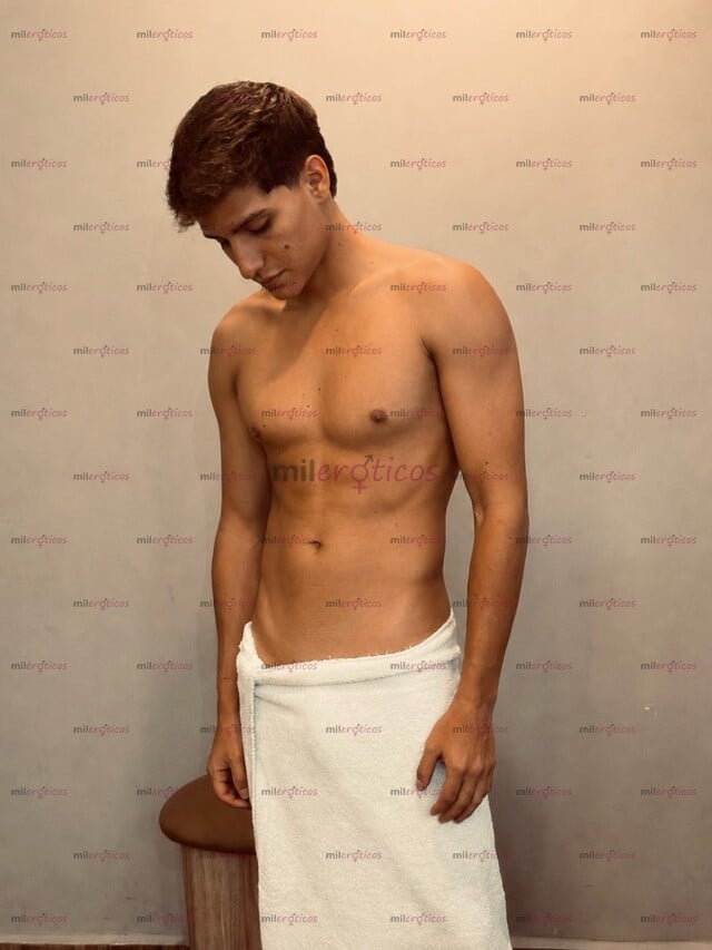 FOTOS DE JOVENCITO SEXY Y CALIENTE HETEROSEXUAL 21CM DE VERGA