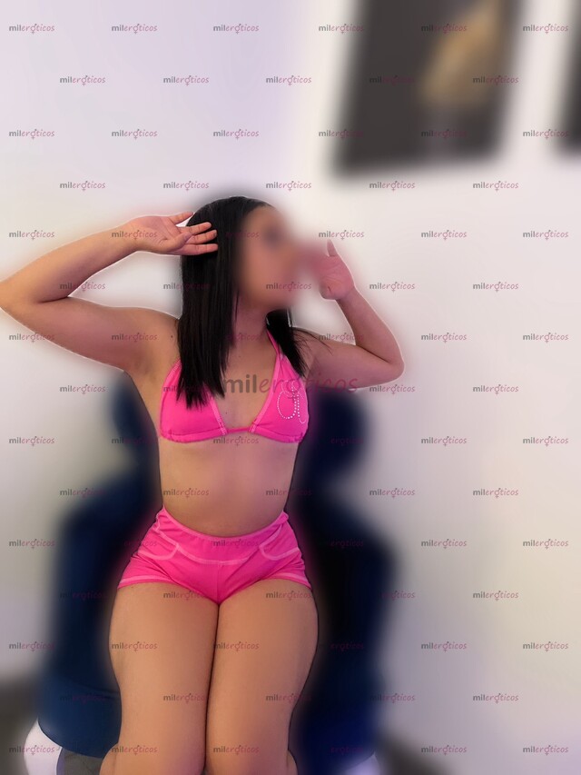 FOTOS DE MORENA 21 AÑOS BIEN ESTRECHITA Y CALIENTE, VEN Y DISFRUTA DE UN BUEN MASAJE!