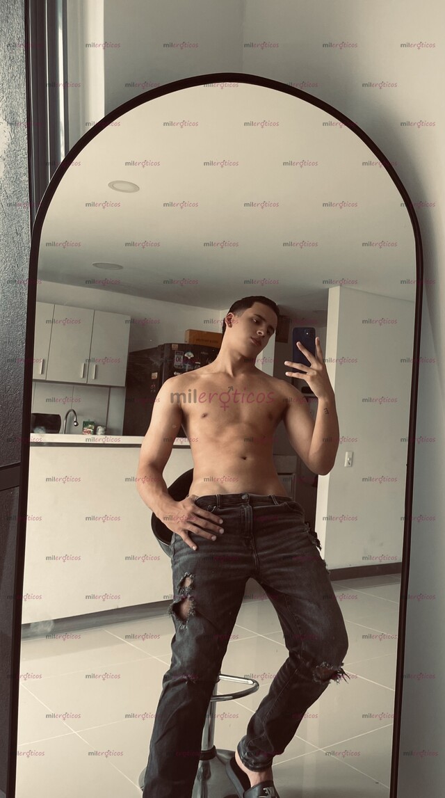 FOTOS DE PAISA JOVEN ARRECHO, BUENA VERGA PARA COMPLACERTE