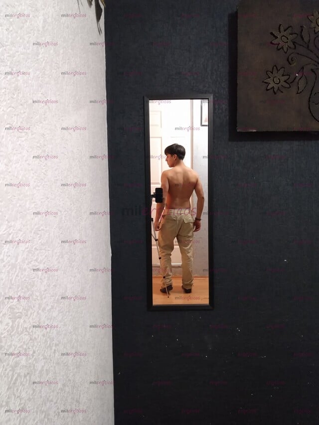 FOTOS DE JOVEN DE 19 DISPUESTO A LLENARTE DE LECHE