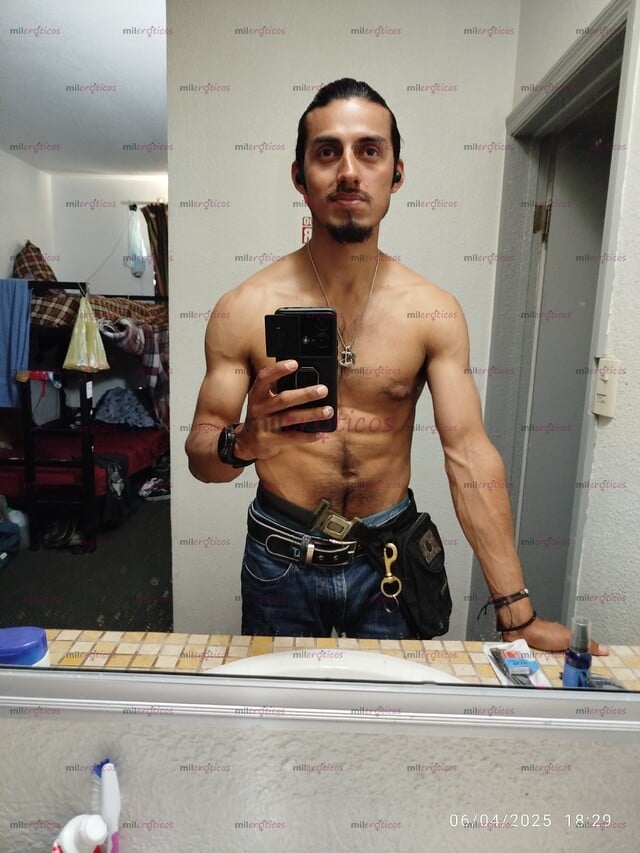 FOTOS DE ESTOY AQUI PARA CUMPLIR CUALQUIER DESEO O FANTASIA QUE TENGAS EN MENTE
