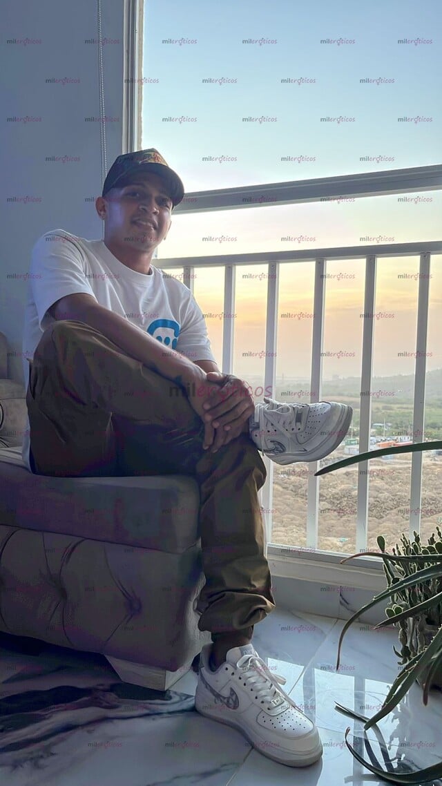 FOTOS DE CHICO LINDO VERGON OJOS CLARO, ESCRIBEME Y PASEMOSLA BIEN
