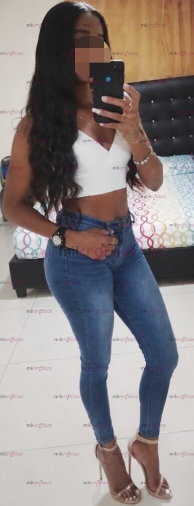 FOTOS DE VEN POR UNA RICA MAMADA DE UNA LINDA FLACA MORENA. B TEQUENDAMA