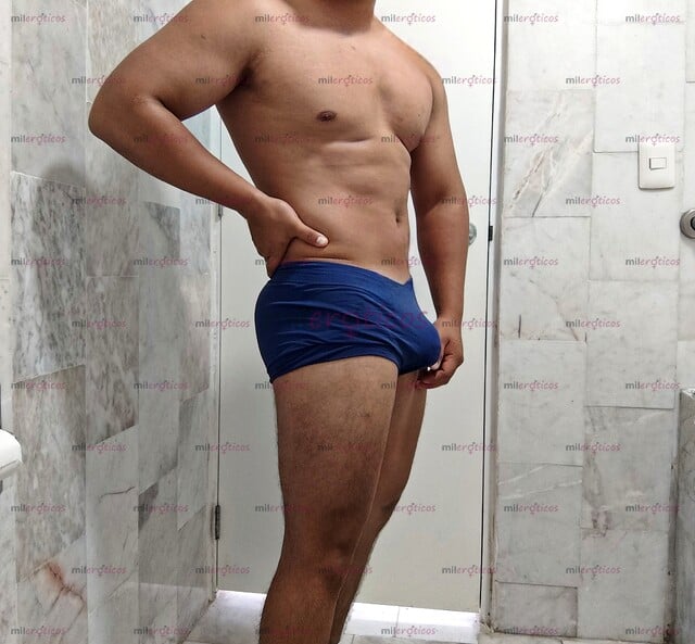 FOTOS DE JOVEN DEPORTISTA CANDENTE, DISPUESTO A SATISFACER TE Y HACERTE DISFRUTAR
