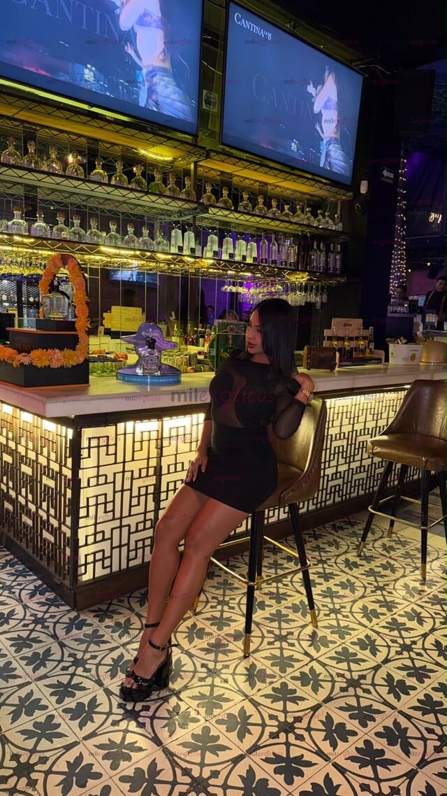 FOTOS DE ANTONELLA SEXY FEMENINA Y CARIÑOSA 100% REAL