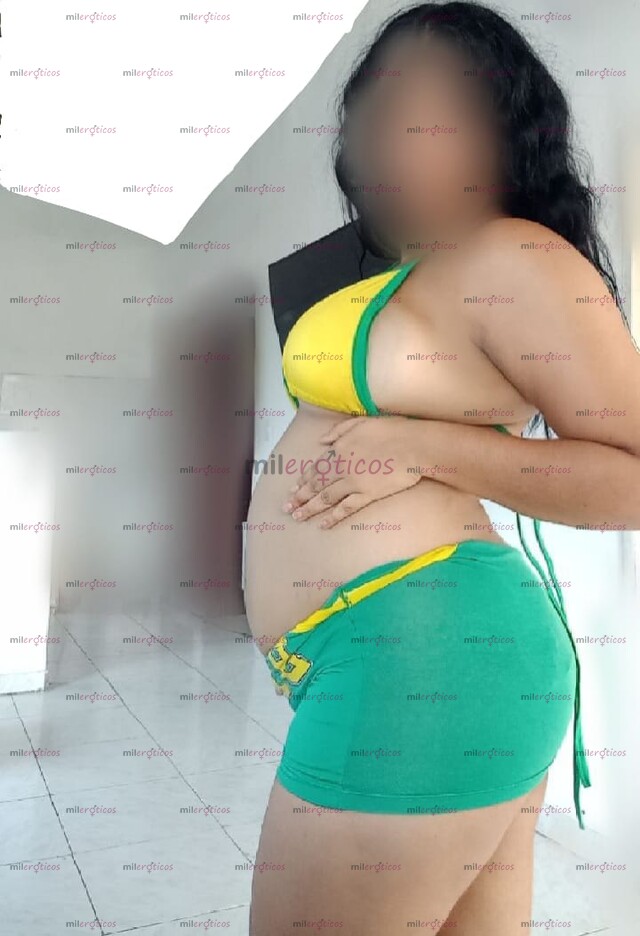 FOTOS DE AMOR DIFRUTA DE UN RICO CONTENIDO Y MI CHOCO CALIENTICO Y JUGOSO CON LECHE
