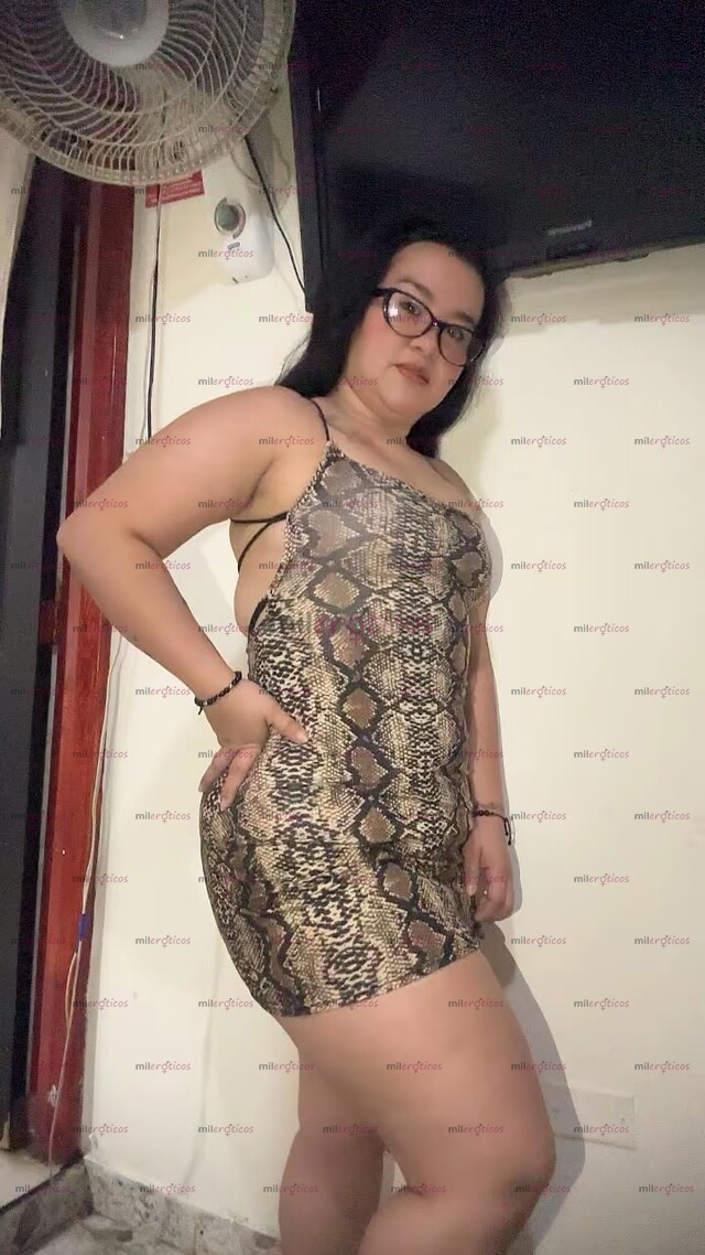 FOTOS DE NINFÓMANA CON MENTE PERVERSA, CARA DE ÁNGEL, DIOSA DEL SQUIRT Y FETICHES