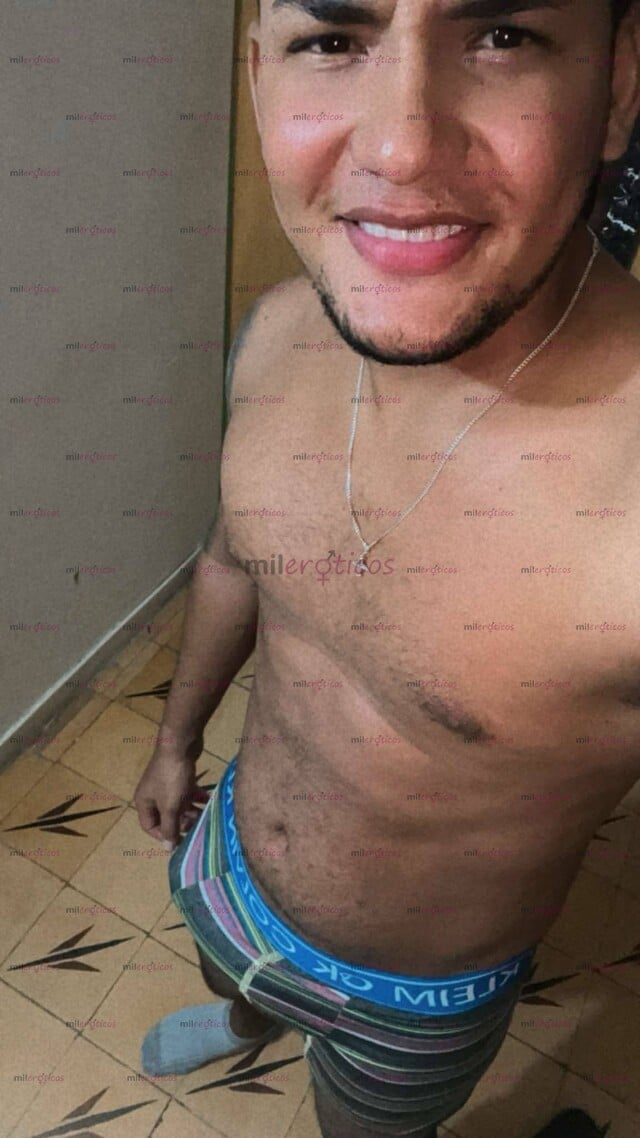 FOTOS DE JOVEN ATRACTIVO VERGON BARRANQUILLERO EXTROVERTIDO