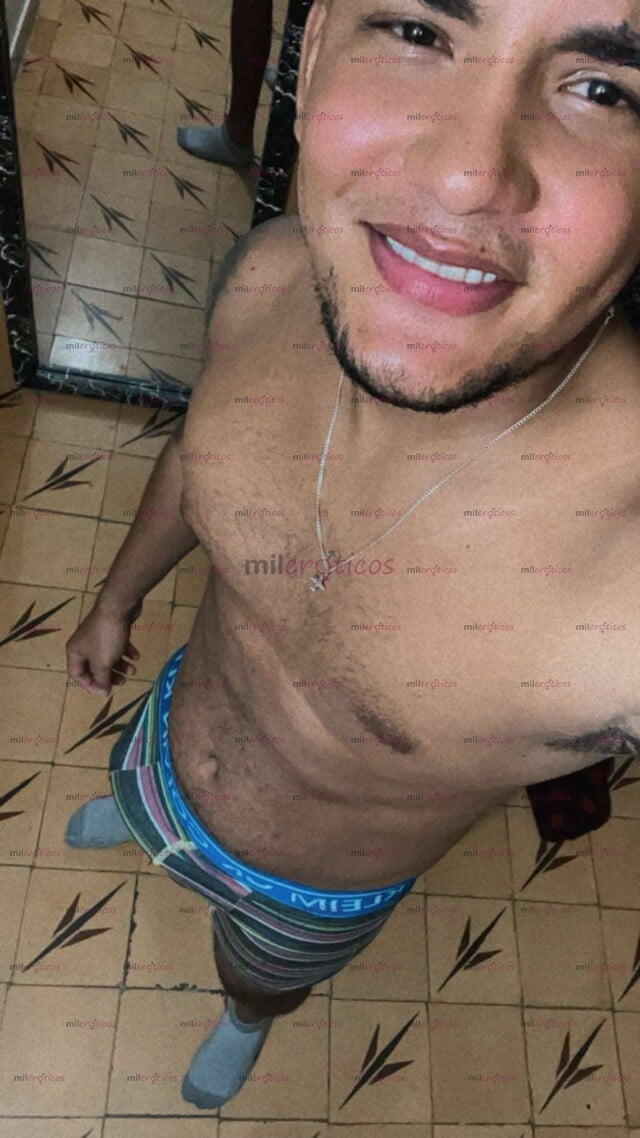 FOTOS DE JOVEN ATRACTIVO VERGON BARRANQUILLERO EXTROVERTIDO