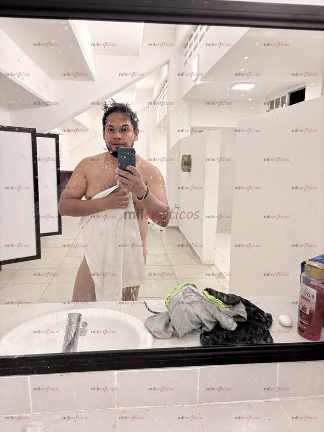 FOTOS DE MACHITO PELUDO CON UNAS MANOS QUE TE HARÁN SATISFACER TUS MÁS BAJOS DESEOS