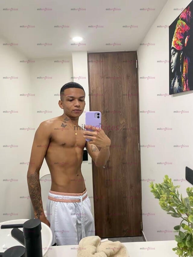 FOTOS DE FLACO MORENO SUPER CALIENTE VERSATIL 21CM