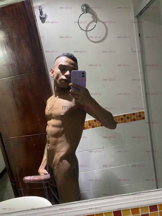 FOTOS DE FLACO MORENO SUPER CALIENTE VERSATIL 21CM