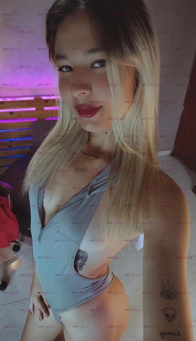 FOTOS DE DULCE CHICA TRANS TRAGONA, OBEDIENTE Y CALIENTE