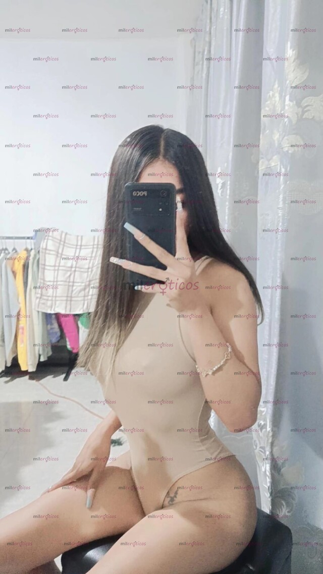 FOTOS DE 19 AÑOS COLOMBIANA UN CUERPO NATURAL Y DELICIOSO MI AMOR LLÁMAME