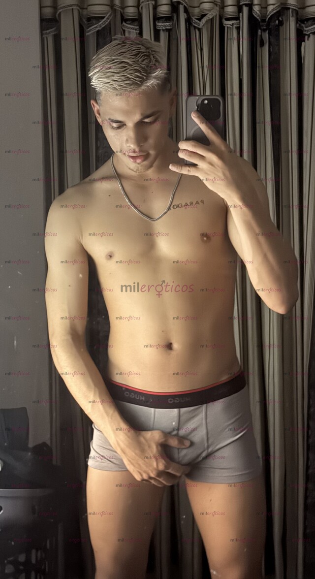 FOTOS DE SEBASTIÁN POLLO ATLÉTICO VERGON MASAJES DELUXE APTO PRIVADO