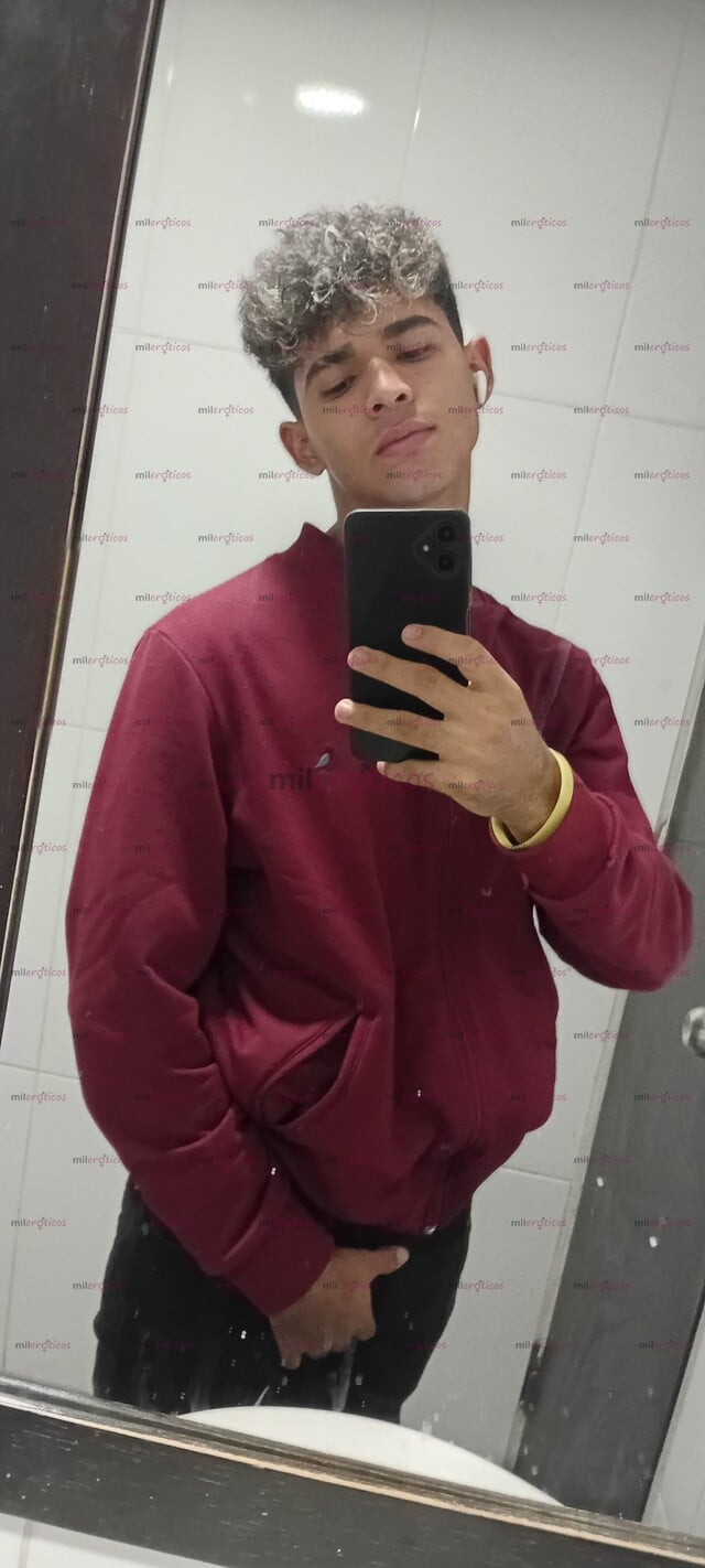 FOTOS DE VENEZOLANO ARRECHO EN MEDELLIN VERGON DE 21 CM SERIO Y DISCRETO
