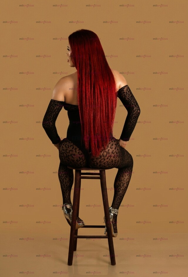 FOTOS DE DISPONIBLE CON LUGAR MORENA EXUBERANTE CON UNAS CHICHOTAS Y UN RICO CULO