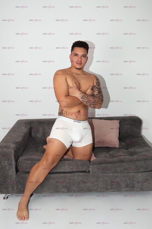 FOTOS DE MACHO ACTIVO SERIO GANOSO VERGÓN DE 21CM DISPONIBLE